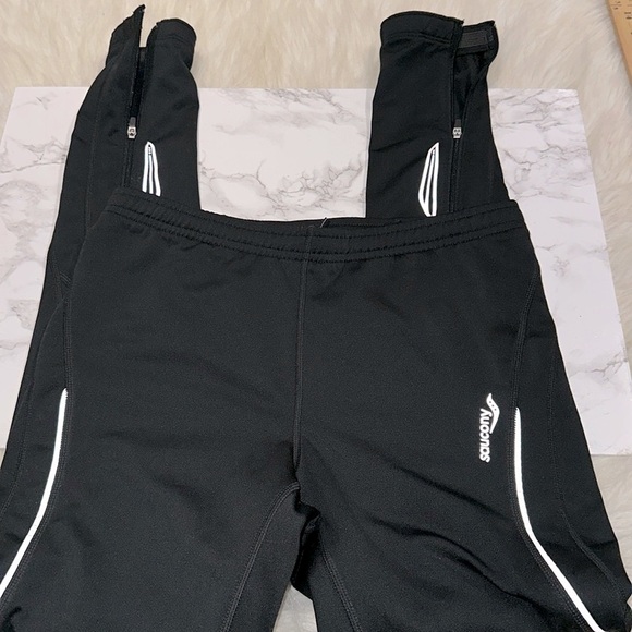 Saucony black athletic joggers size xsmall - Picture 2 of 8